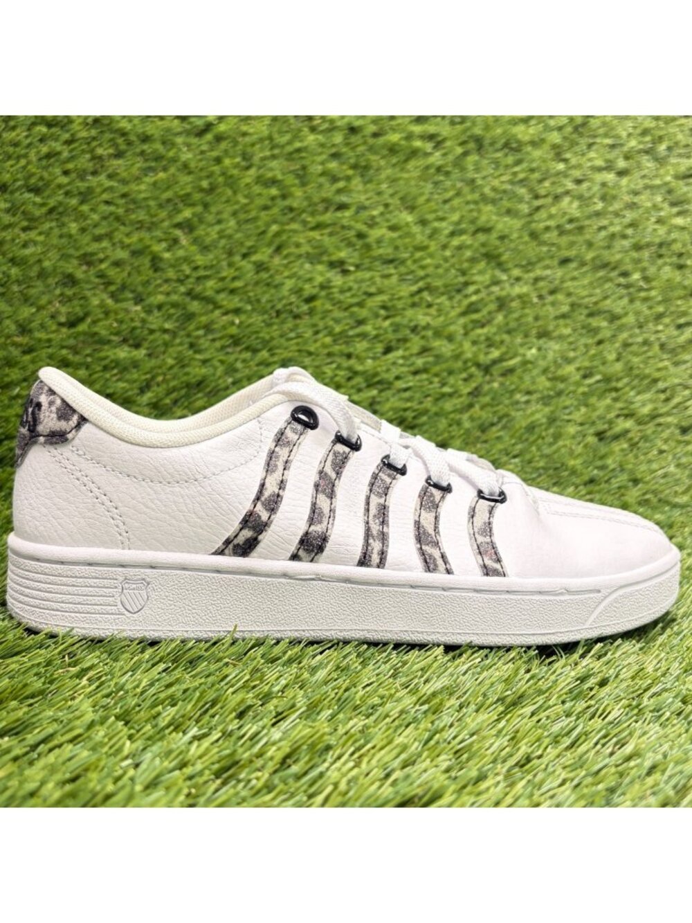 K-Swiss Court Pro II Leopard Womens Size 6 White Black Athletic Shoes Sneakers